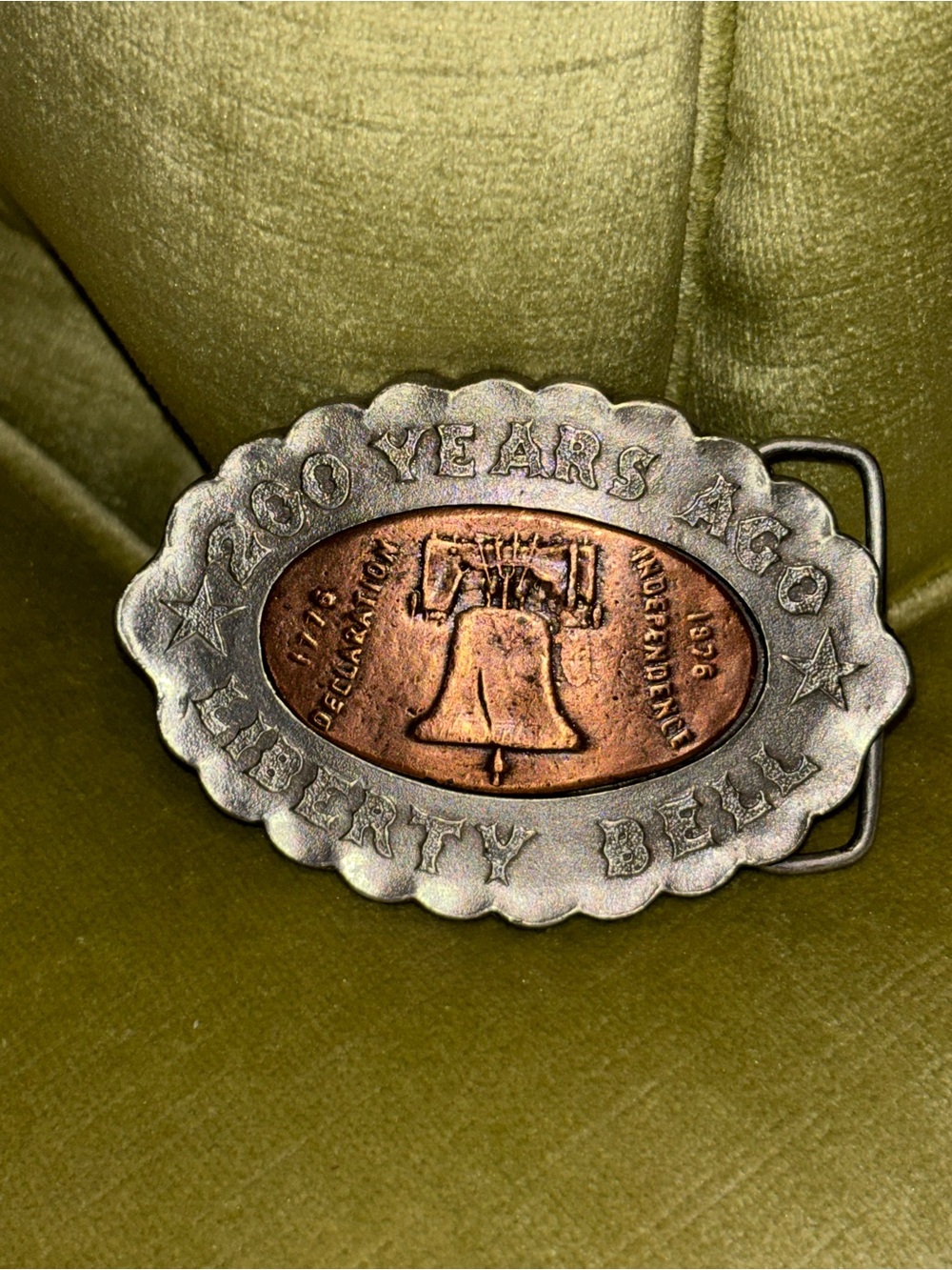 200 YEARS AGO LIBERTY BELL BELT BUCKLE IN VERY NICE PREOWNED CONDITION
